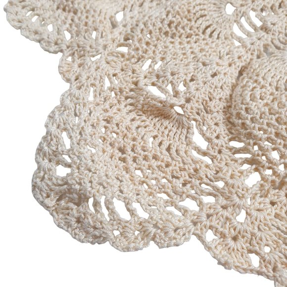 Handmade Doily Crochet Floral Coffee Table 14" Vintage Grandma Core Lace Cream - Picture 4 of 5